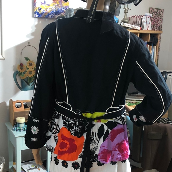 Nice flowers embroidered summer jacquet - Picture 6 of 8